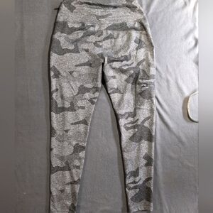 Mondetta Performance Luxury Small Leggings Gray Camouflage